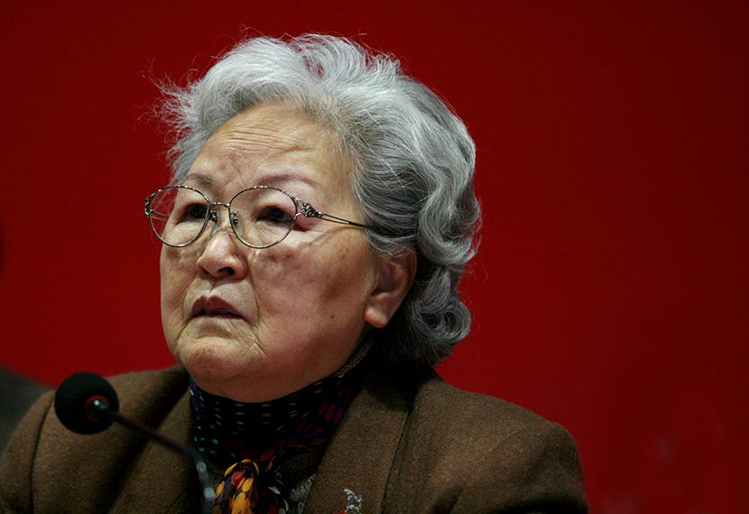 Xie Lijuan is pictured during a news conference in Shanghai, Feb. 22, 2008. Wang Haoran/Sixth Tone