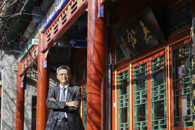 Jiang Yong, managing partner of Tiantong law firm, poses in front of his office in Beijing, Jan. 13, 2016. Li Kun/Sixth Tone
