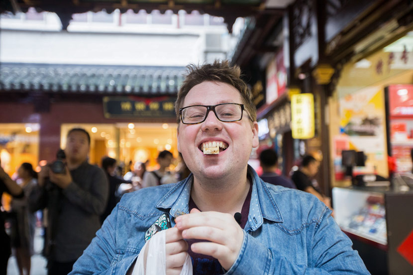   Thomas Derksen poses for a photo in Shanghai, June 22, 2017. VCG 