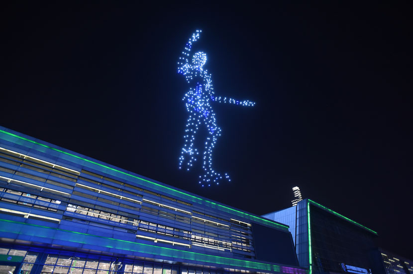 More than 500 drones form the shape of a man during a rehearsal ahead of the China International Big Data Industry Expo 2019 in Guiyang, Guizhou province, May 23, 2019. Wu Dongjun/VCG