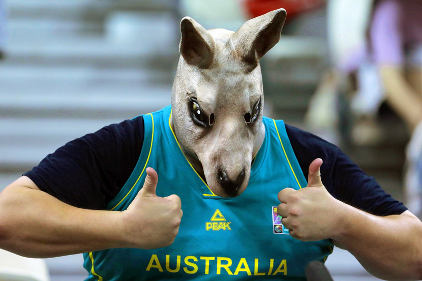 A supporter of the Australian team gestures proudly during the FIBA Basketball World Cup 2019 quarterfinal game between Australia and the Czech Republic in Shanghai, Sept. 11, 2019. Wu Hong/EPA/IC