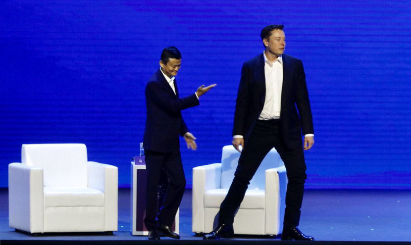 Alibaba Group Chairman Jack Ma (left) and Tesla CEO Elon Musk (right) attend the opening ceremony of the World Artificial Intelligence Conference (WAIC) in Shanghai, Aug. 29, 2019. Zhao Yun for Sixth Tone