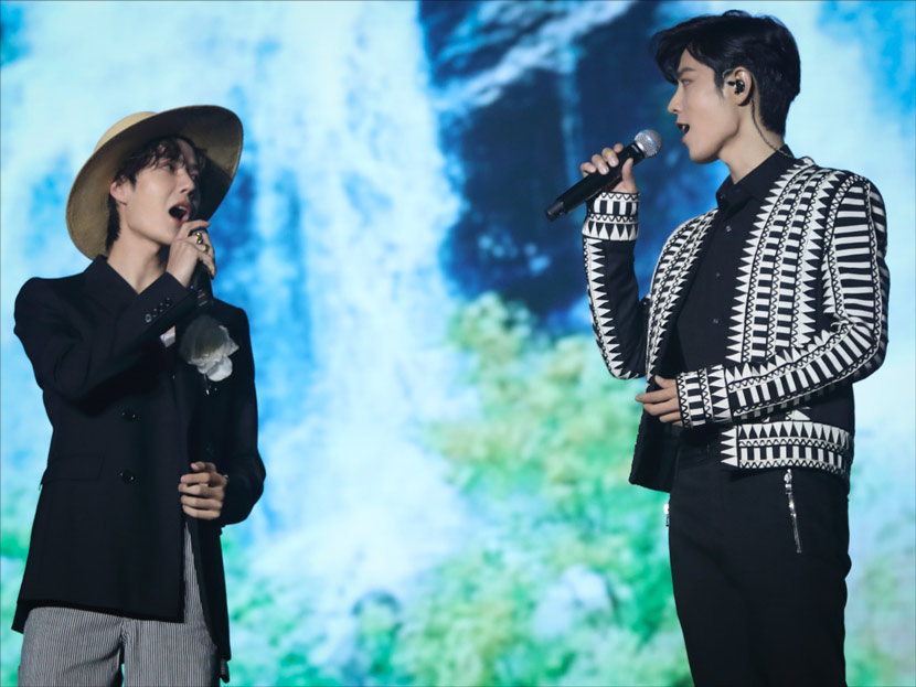 Xiao Zhan (right) and his co-star from “The Untamed,” Wang Yibo, during a musical performance in Nanjing, Jiangsu province, Nov. 2, 2019. IC