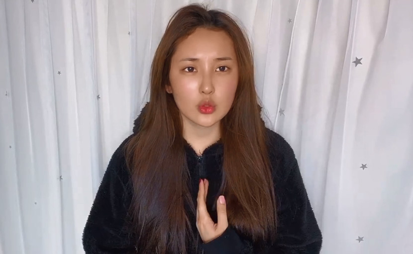 A screenshot from the video in which beauty blogger Zhou Beilei recounts how she was molested by her middle school math teacher, posted April 22, 2020. From Zhou’s Weibo