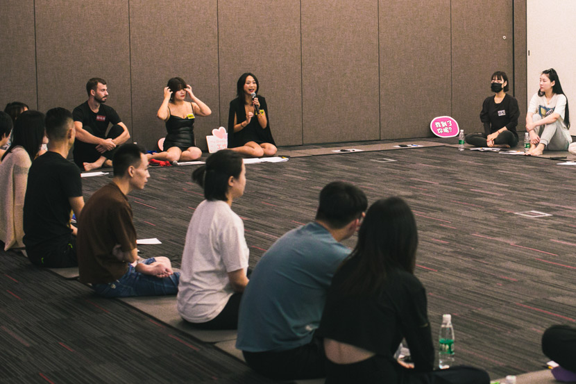 Luo Nanxi gives a talk to the participants during the foreplay workshop in Shanghai, Sept. 12, 2020. Courtesy of Luo Nanxi