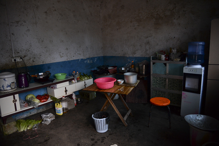 An interior view of the house where Dezliangz’s parents live, Qinglong County, Guizhou province, Oct. 28, 2020. Stephen Che/Guyu