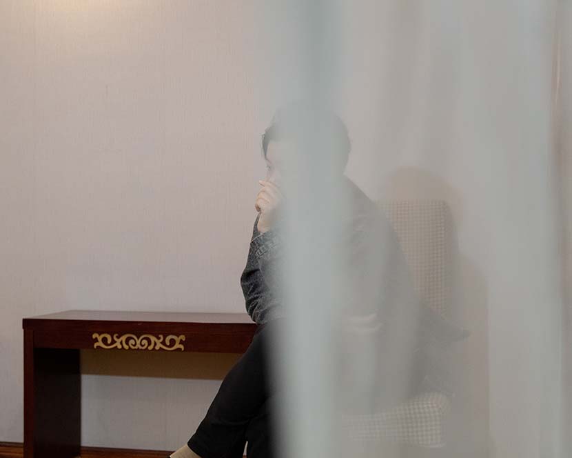 Sisi during her interview at the hotel in Dongguan, Guangdong province, March 4, 2021. Jiang Yanmei for Sixth Tone