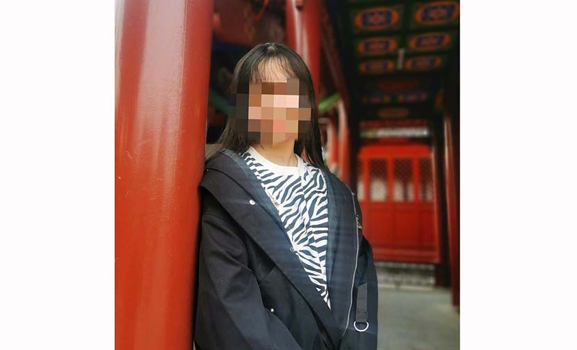 A portrait of Fu Yu, the 14-year-old who was found dead on April 9 after her classmates reported her for having a cellphone on campus. From Weibo