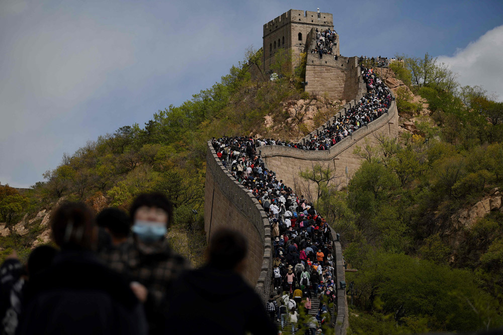 People visit the Great Wall during the Labor Day holiday in Beijing, May 1, 2021. Noel Celis/AFP/People Visual