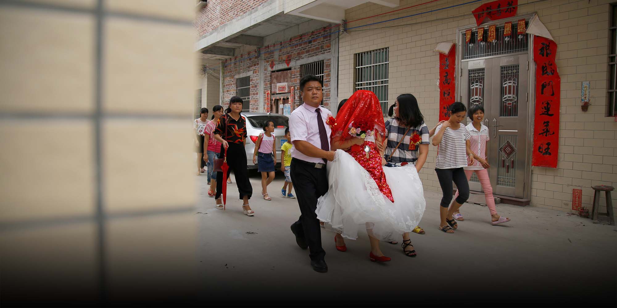 China’s Rural Men Want to Get Married. Women, Not So Much. thumbnail