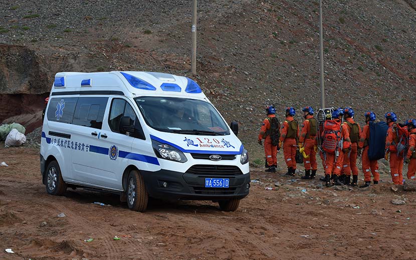 A rescue team prepares to search for stranded runners after inclement weather disrupted the Yellow River Shilin 100km Cross-Country Race in Jingtai County, Gansu province, May 23, 2021. Fan Peishen/Xinhua