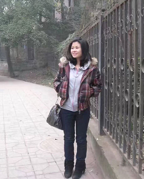 Li Dongmei during her college years. Courtesy of Li Dongmei