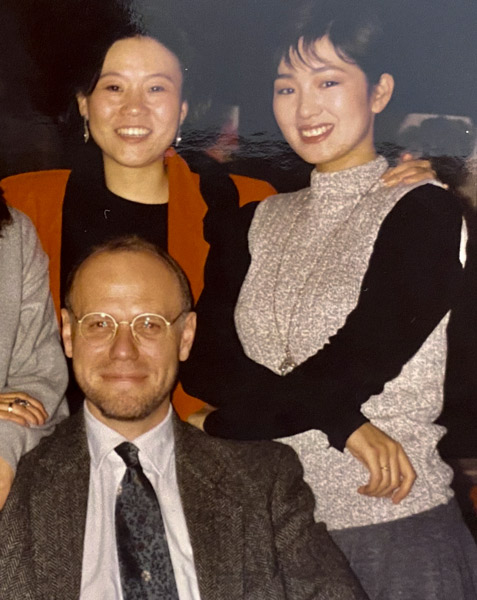 Marco Mueller poses for a photo with director Li Shaohong (back left) and actress Gong Li (right). Mathew Scott for Sixth Tone