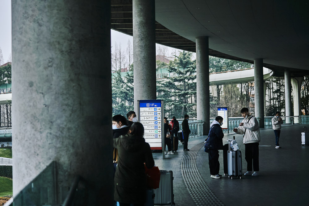 Shanghai South Railway Station, Jan. 24, 2022. Wu Huiyuan/Sixth Tone