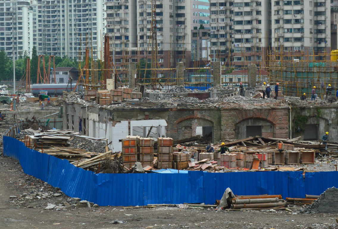 The Yutong Flour Mill site after it was torn down, Shanghai, May 2015. From @娄先生-建筑 on Weibo