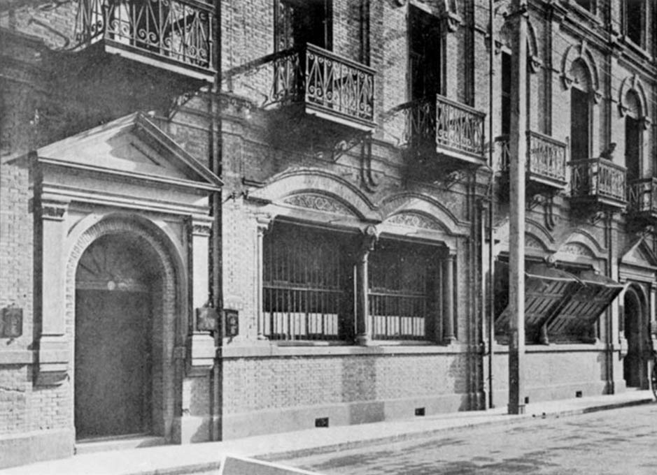 A detailed view of a European-style building in Shanghai, 1910. From Virtual Shanghai