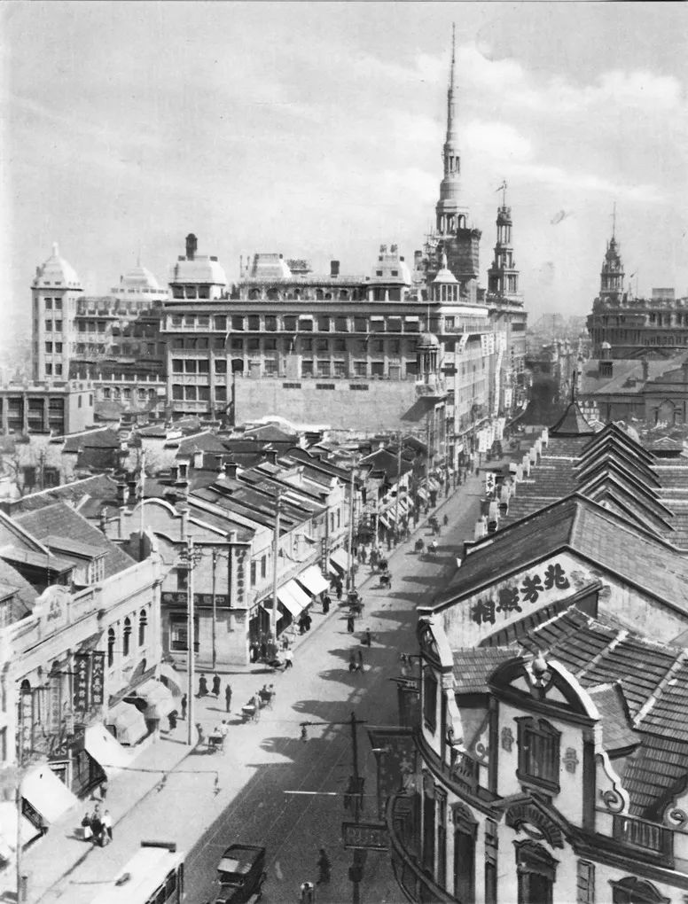 “Shikumen” buildings along Nanjing Road in Shanghai, 1928. From Virtual Shanghai