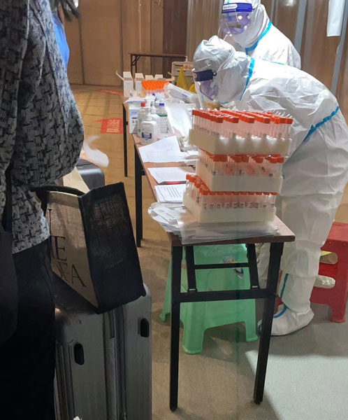 Students check in at a quarantine hotel in Chengdu, Sichuan province, May 2022. Courtesy of Zheng Lingling (pseudonym)