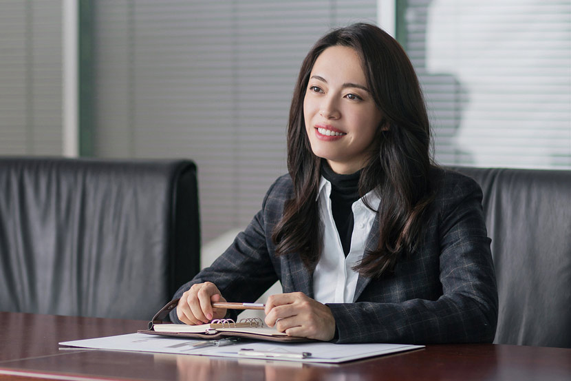 Women in Suits: The Ladies Who Got It Right