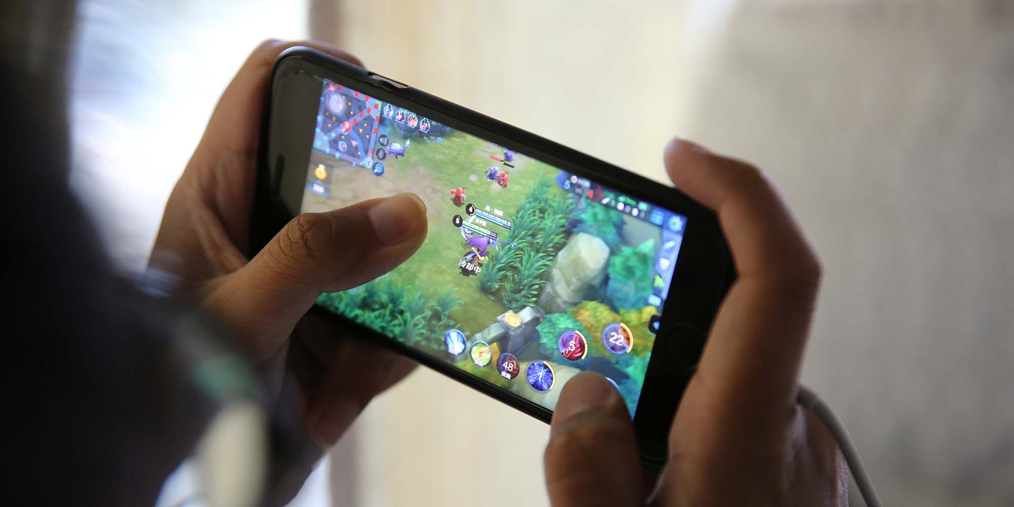 Tencent's Honor of Kings Is Hardly Honorable, Says Youth Group - Caixin  Global