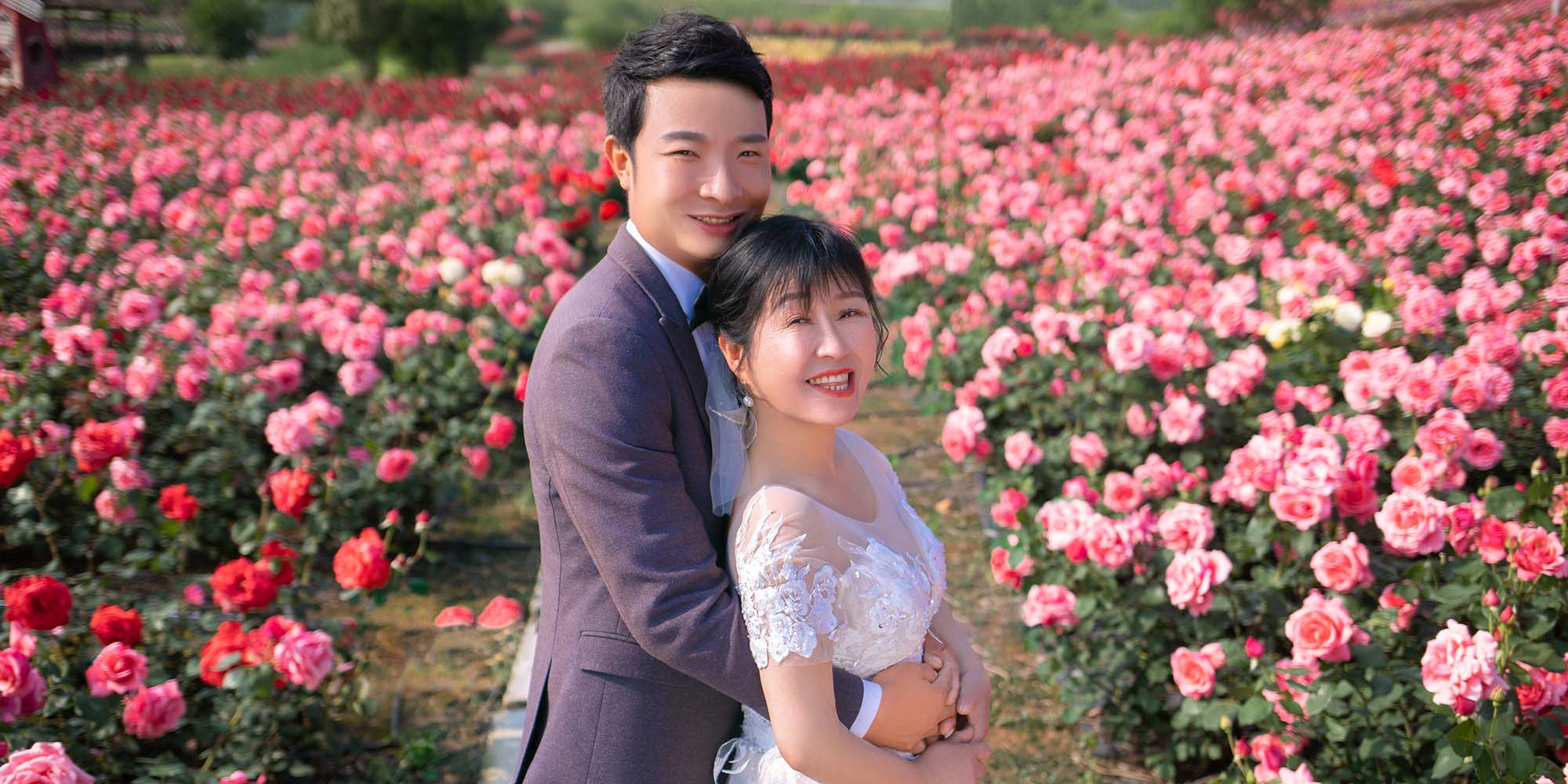 Disabled Chinese poet’s wedding plan sparks cheers and boos