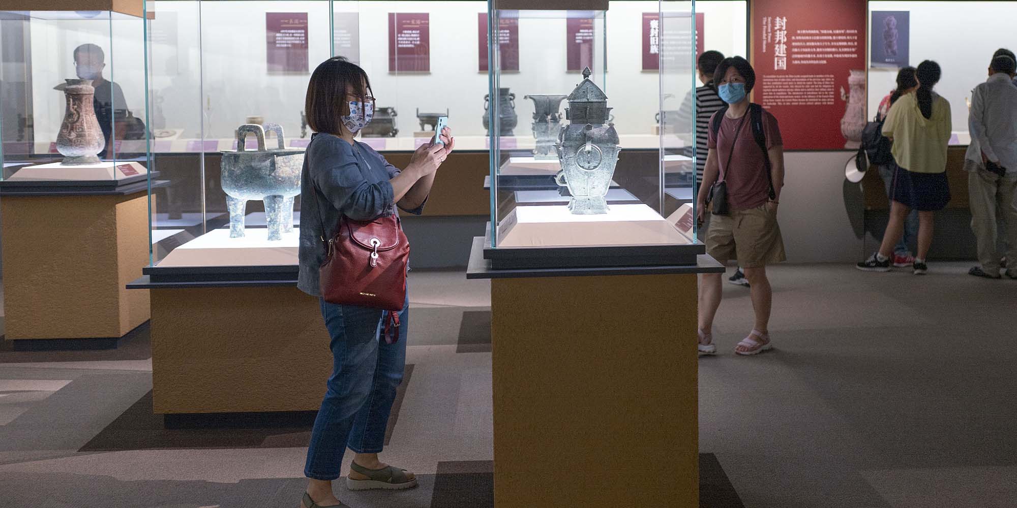 New Exhibition Explores Chinese Civilization’s Earliest Origins thumbnail