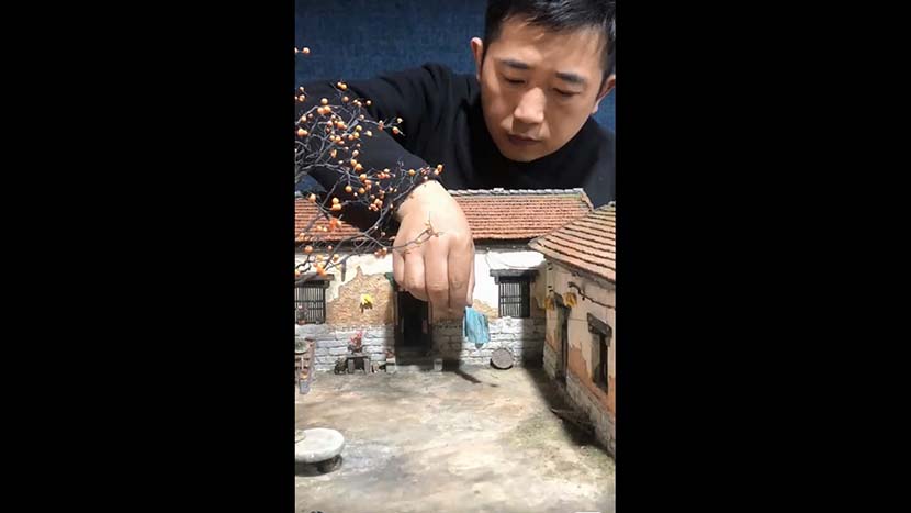 In China, Artists Create Miniature Homes From Memories - The New