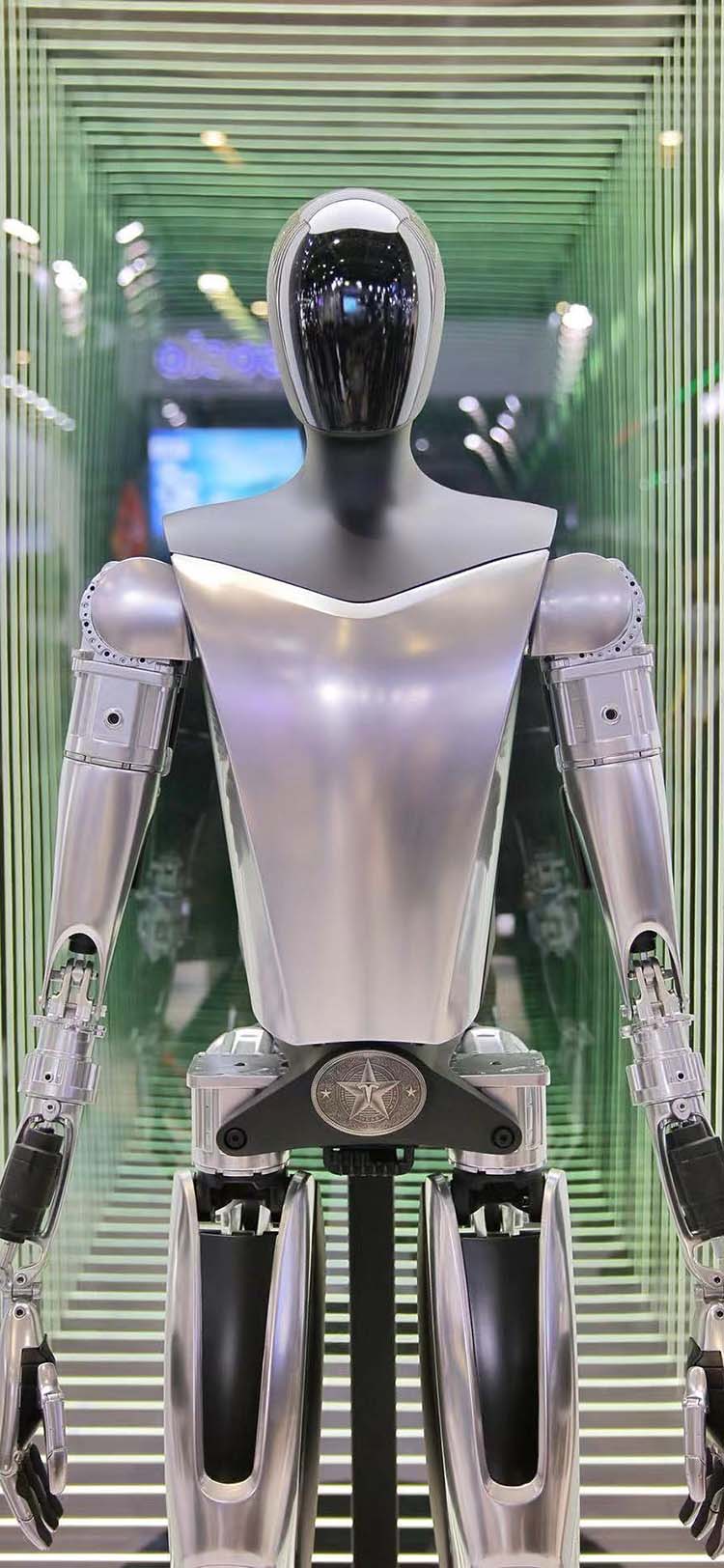 Tesla Optimus Appears At CIIE