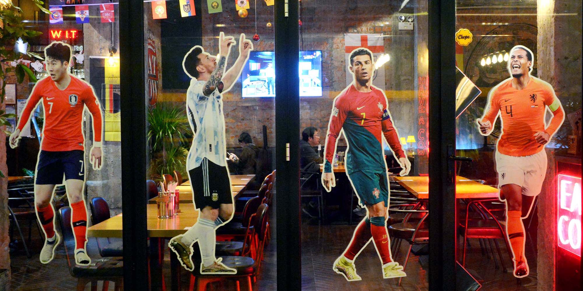 Les fans de football chinois réservent des chambres d’hôtel pour regarder la Coupe du monde