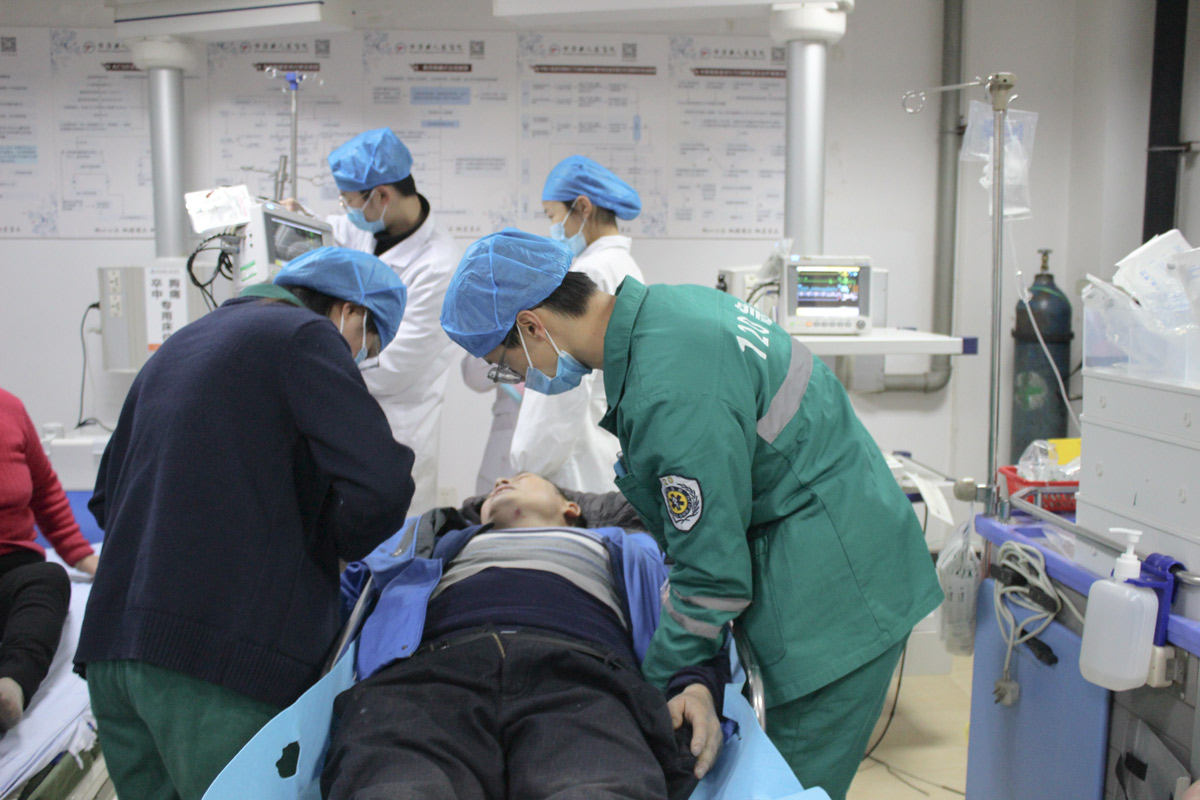 Medical workers at the Zitong County People’s Hospital, Sichuan province, Jan. 3, 2023. Courtesy of Zitong County People’s Hospital