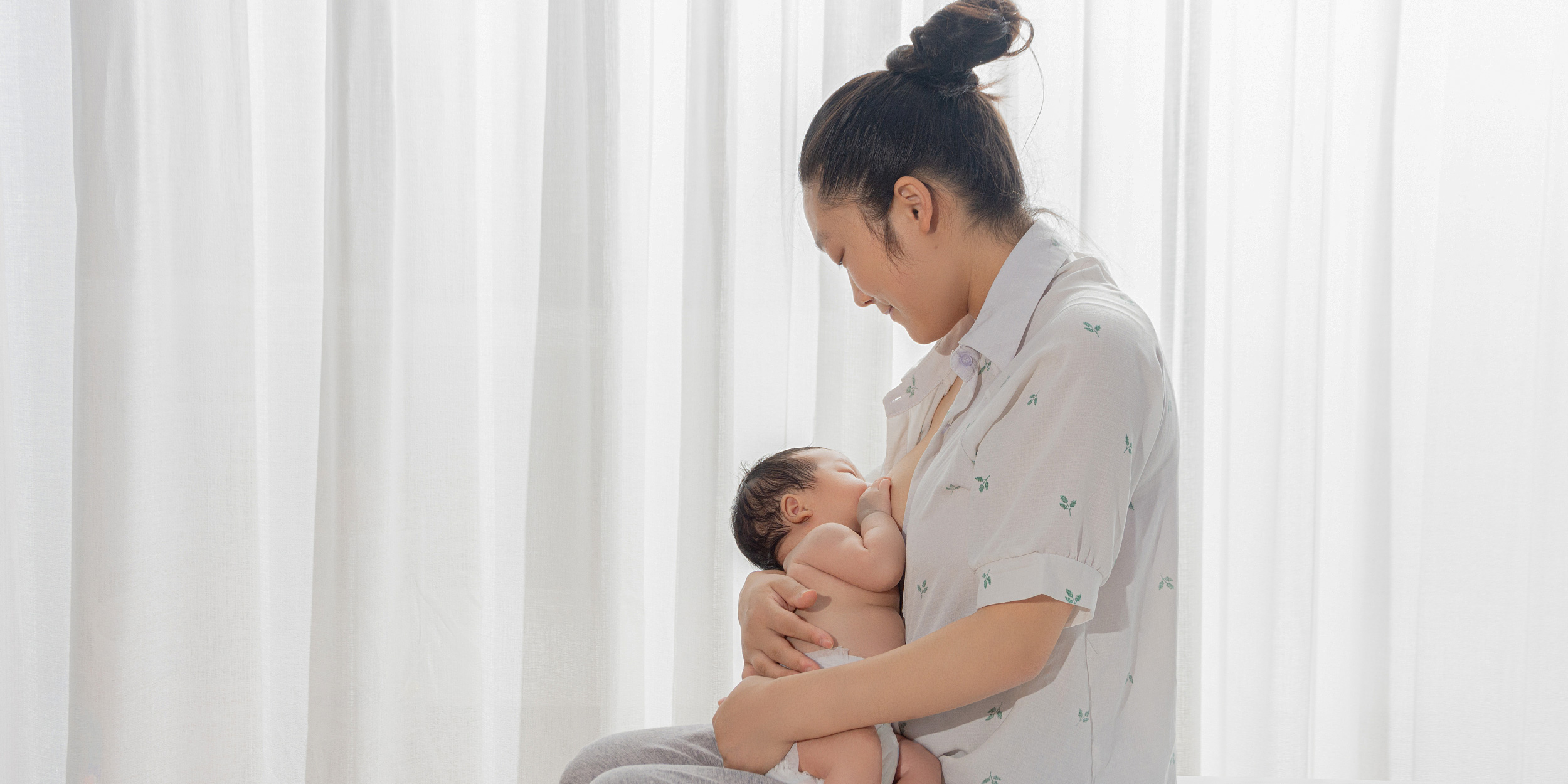 Breastfeeding at Work: Why China's Moms Need a Room of Their Own