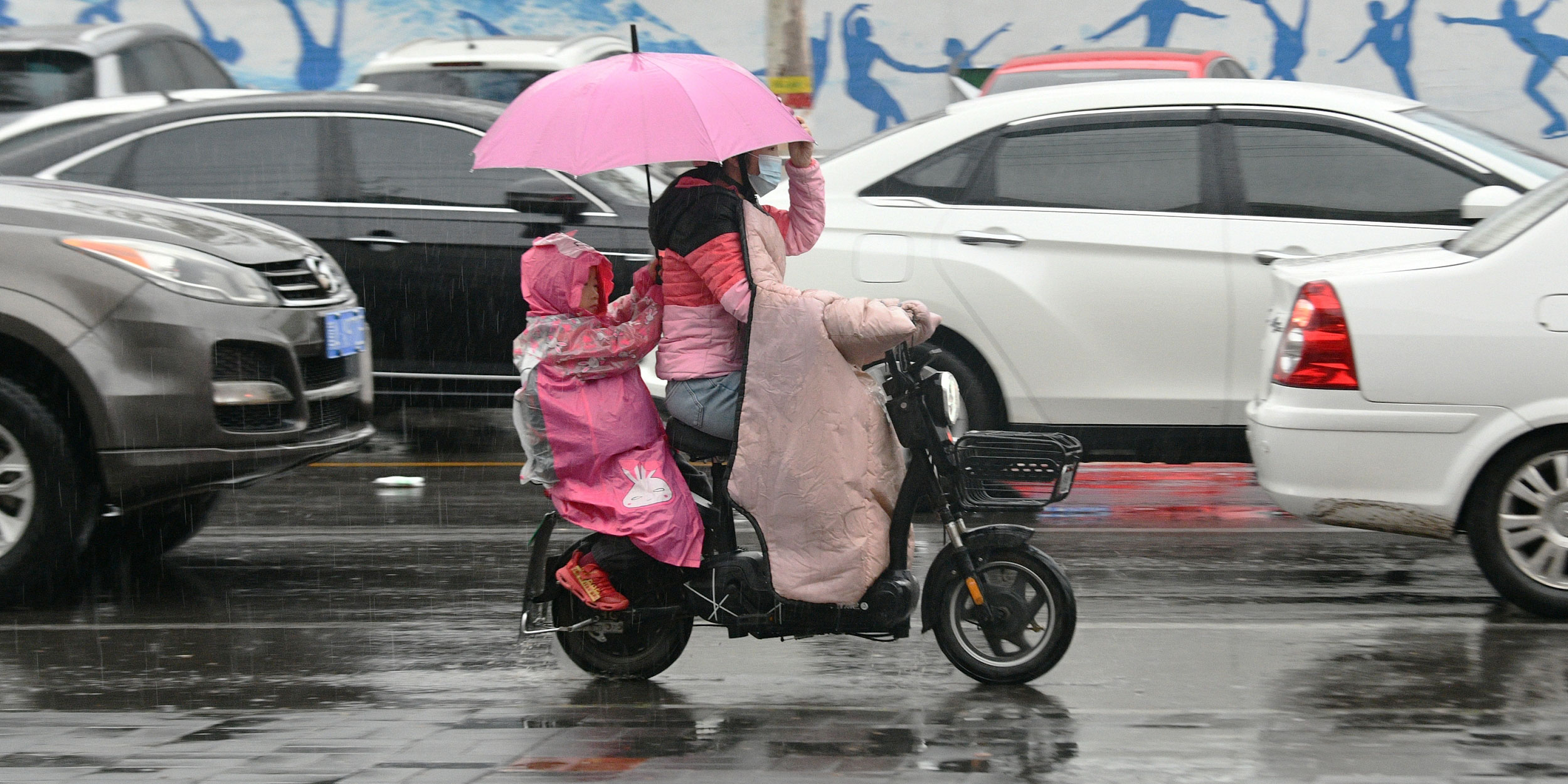 Old Markets, New Appeal: Young Chinese Rediscover Wet Markets