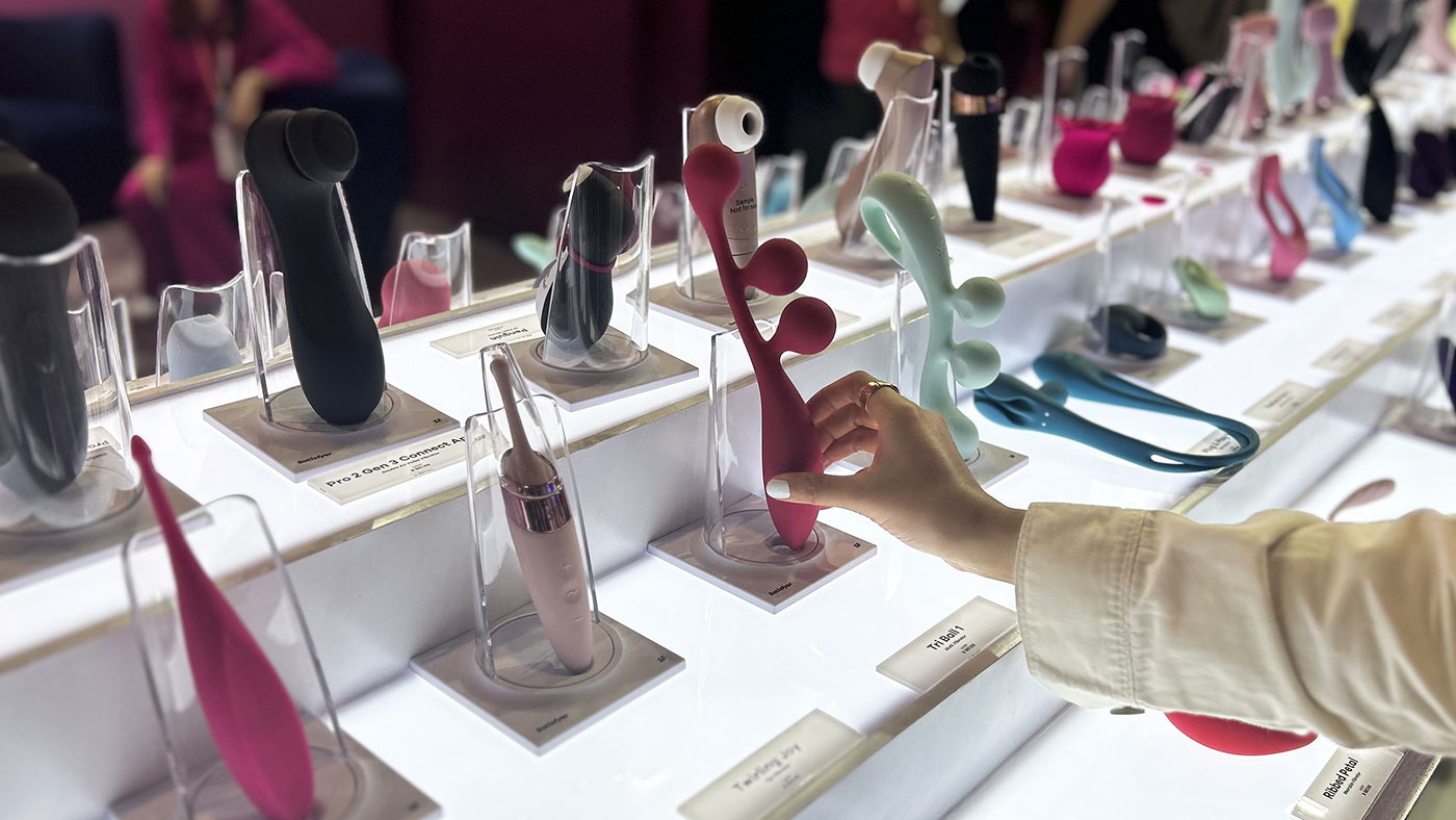 Shanghai Adult Expo: Hugging Robots, Talking Dolls, Toys That Learn