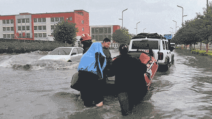 Floods Hit Northwest and Southern China After Record Rainfall