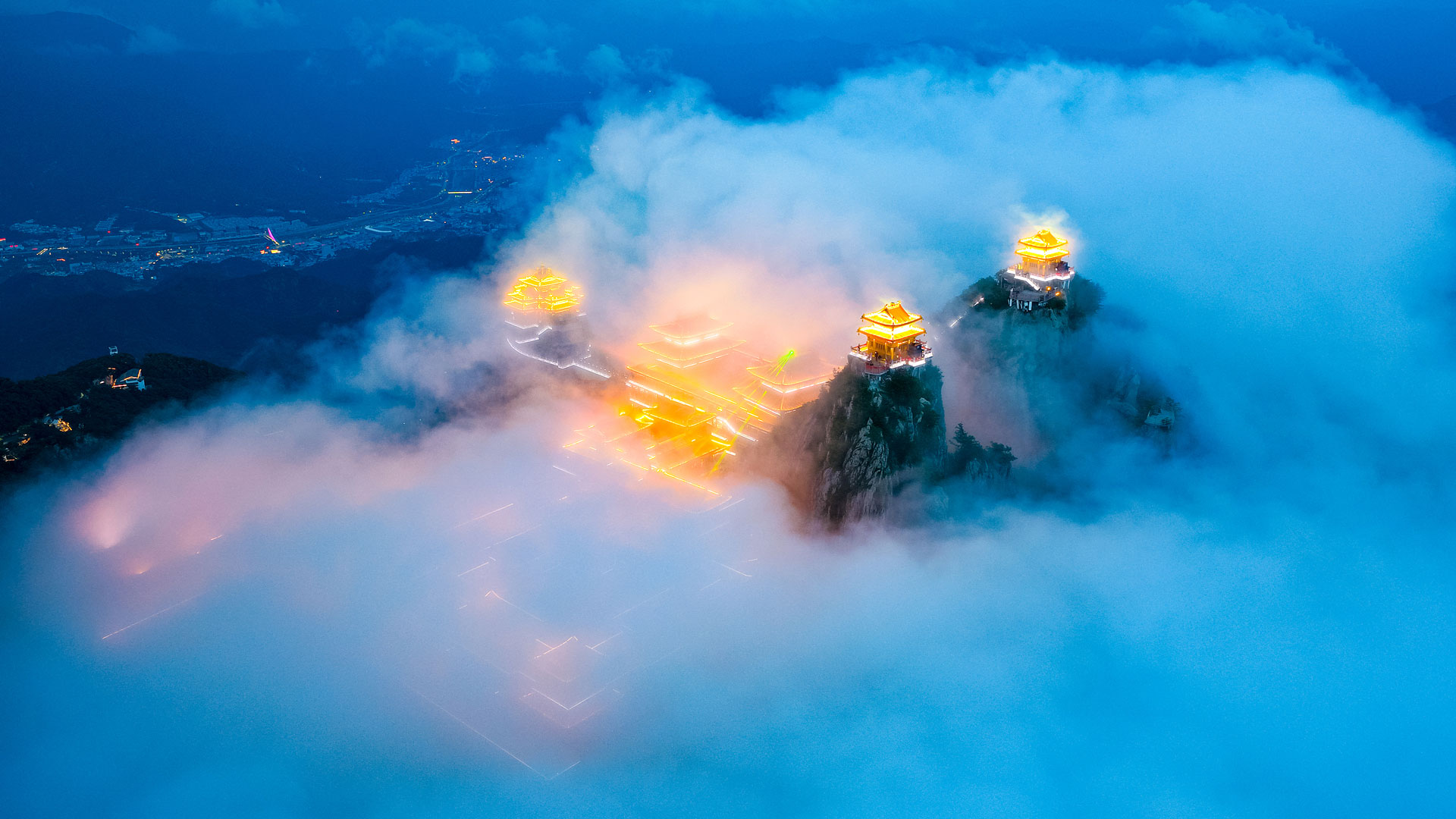 Peak Performance: Mountain in China Hires Influencer